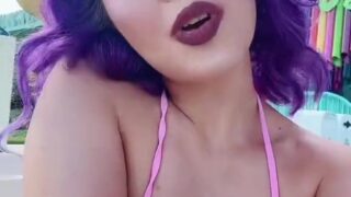 MaryRoseLiven Onlyfans Showing Off Her Huge Breasts