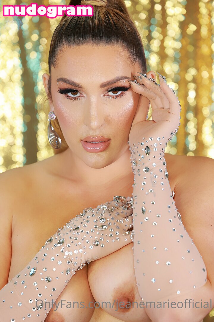 Jeane Marie Aka Jeanemarieofficial Showing Off Her Big Tits